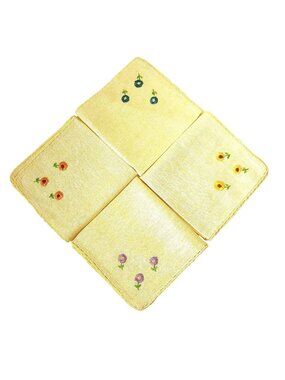 4 Embroidered Linen Napkins Yellow Crochet Edge Floral Farm Country Retro Vtg